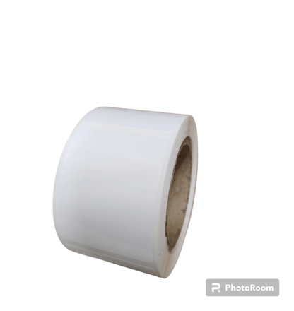 32 00767 - Etiketa 36 mm x 45 mm, Polypropylen, Bílá, Dutinka 40 mm, 1000 ks/kotouč, Silné lepidlo ( TS8000 ), Průměr kotouče 65 mm